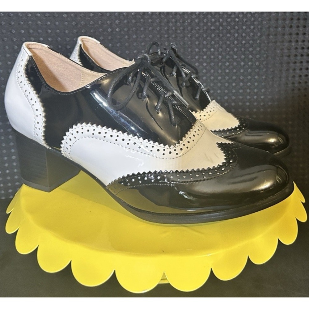 Odema Wingtip Oxford Heels Patent Leather Black & White Brogues Women's 8